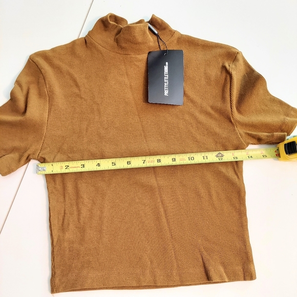 Camel Rib High Neck Crop Top Short Sleeve Shirt New W tag - Picture 4 of 6